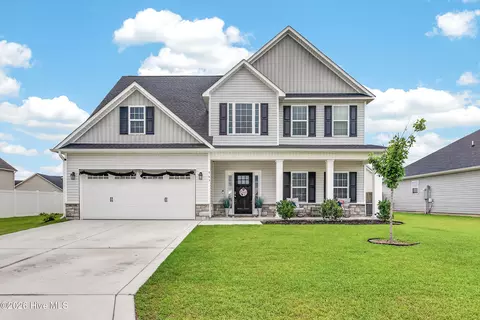 563 Appalachian Trl N, Jacksonville, NC 28546