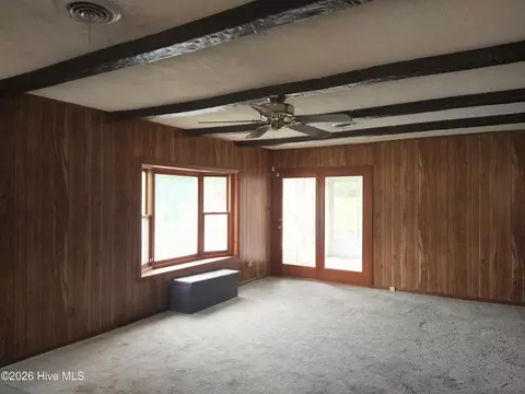 Living - 2920 Panhandle Cir, Augusta, GA 30906 photo 4 of 4