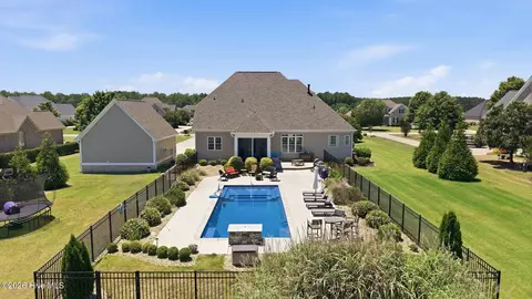 Exterior - 6208 Devonshire Dr, Wilson, NC 27896 photo 10 of 12