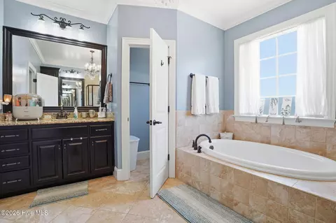 Bath - 6208 Devonshire Dr, Wilson, NC 27896 photo 1 of 7