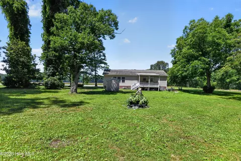 108 Nc Highway 32, Sunbury, NC 27979