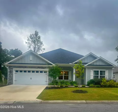 103 Firethorn Cir, Wallace, NC 28466