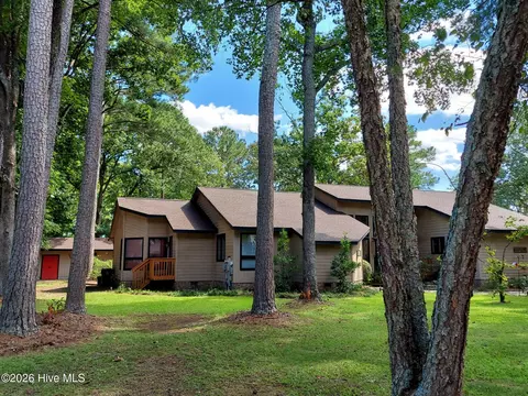 4605 Dewfield Dr N, Wilson, NC 27896