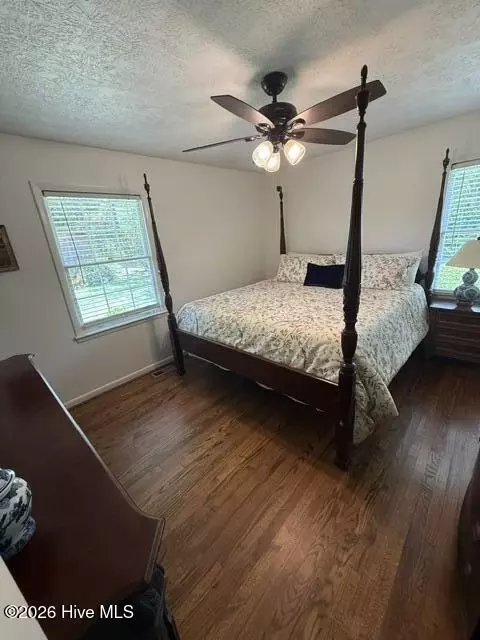 Bedroom - 2813 Deer Trail Rd, Thomson, GA 30824 photo 2 of 3
