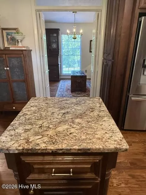 Kitchen - 2813 Deer Trail Rd, Thomson, GA 30824 photo 4 of 4