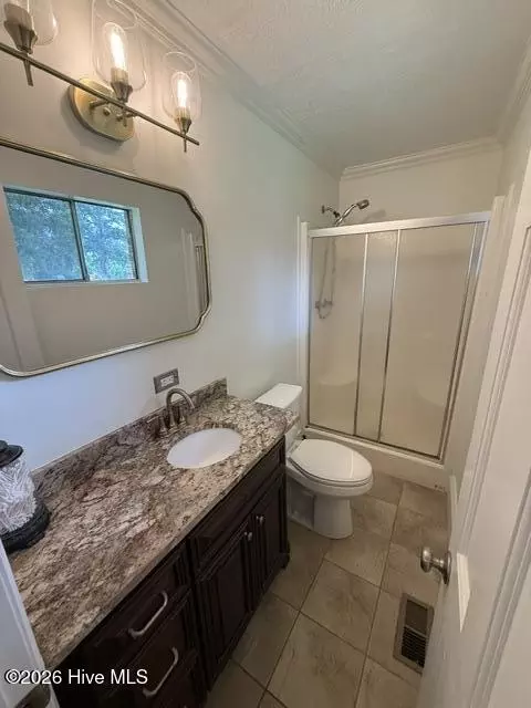 Bath - 2813 Deer Trail Rd, Thomson, GA 30824 photo 1 of 2