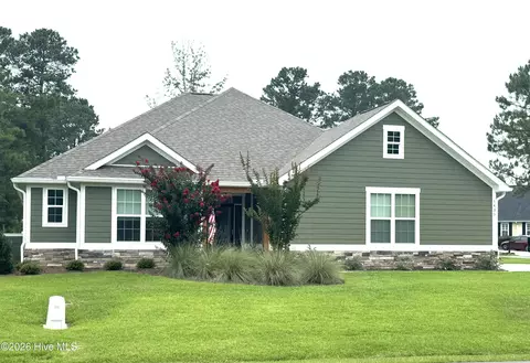 1435 N Middleton Dr NW, Calabash, NC 28467