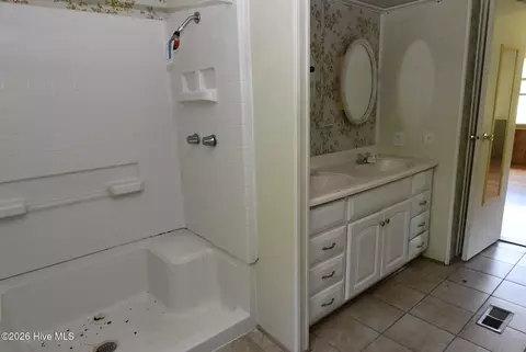 209 Queens Rd, Hubert, NC 28539 photo 10