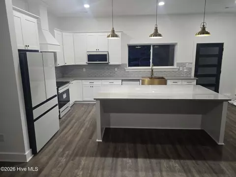 Kitchen - 1184 Sylvan Grove Rd, Stapleton, GA 30823 photo 1 of 5