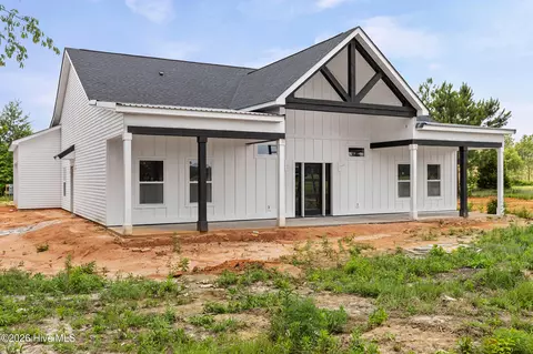 Exterior - 1184 Sylvan Grove Rd, Stapleton, GA 30823 photo 3 of 4