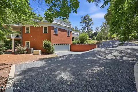 Exterior - 195 Canter Ln, Pinehurst, NC 28374 photo 9 of 11