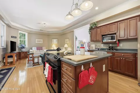 Kitchen - 195 Canter Ln, Pinehurst, NC 28374 photo 4 of 8