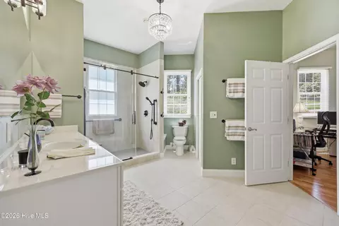Bath - 195 Canter Ln, Pinehurst, NC 28374 photo 5 of 7