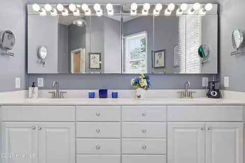 Bath - 195 Canter Ln, Pinehurst, NC 28374 photo 2 of 7