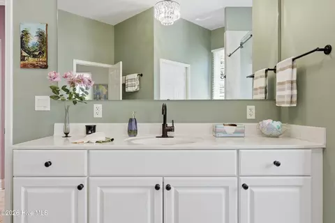 Bath - 195 Canter Ln, Pinehurst, NC 28374 photo 6 of 7