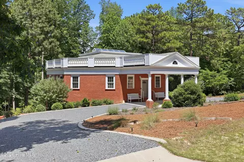 195 Canter Ln, Pinehurst, NC 28374
