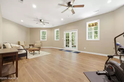 Living - 195 Canter Ln, Pinehurst, NC 28374 photo 3 of 4