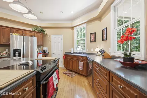 Kitchen - 195 Canter Ln, Pinehurst, NC 28374 photo 8 of 8