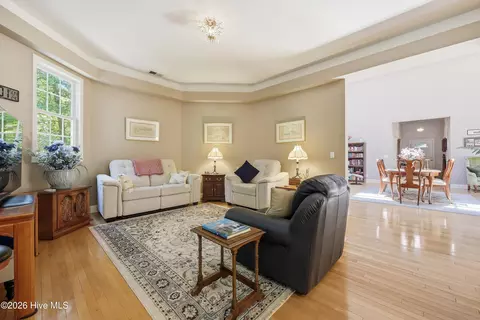 Living - 195 Canter Ln, Pinehurst, NC 28374 photo 1 of 4