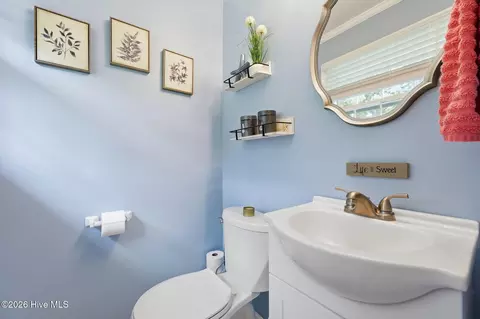 Bath - 105 Beech Ln, Washington, NC 27889 photo 3 of 3