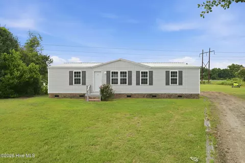 405 Lynchfield Dr, New Bern, NC 28560
