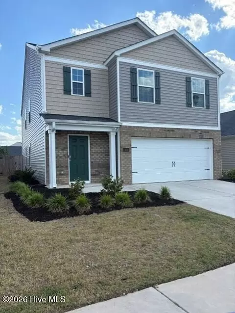 3209 Carr Dr, Greenville, NC 27834