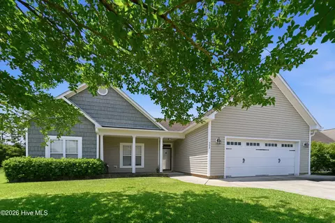 302 Wynbrookee Ln, Jacksonville, NC 28546