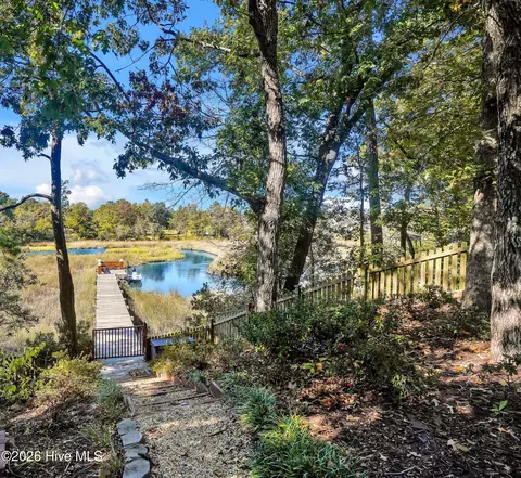 View/Area - 101 Teal Cir, Hampstead, NC 28443 photo 1 of 9