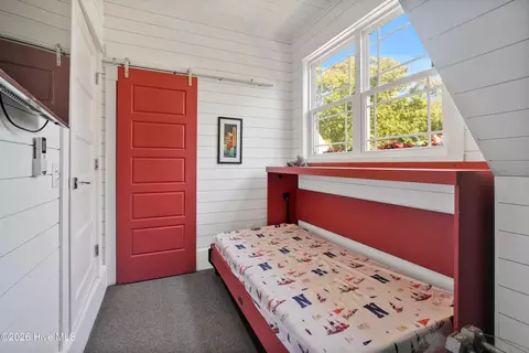 Bedroom - 101 Teal Cir, Hampstead, NC 28443 photo 5 of 5