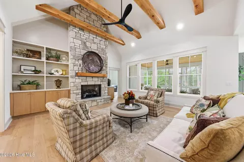 Living - 160 Midland Trl, Pinehurst, NC 28374 photo 4 of 4