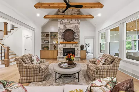 Living - 160 Midland Trl, Pinehurst, NC 28374 photo 3 of 4