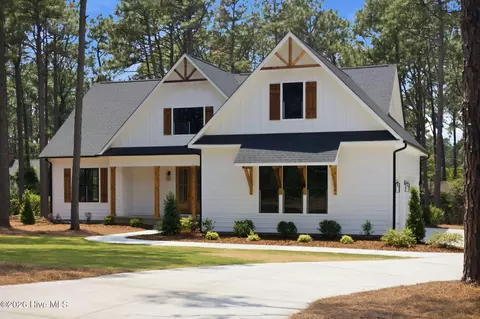 Exterior - 160 Midland Trl, Pinehurst, NC 28374 photo 1 of 13