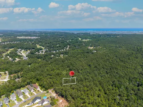 000 Leeward Ln, Hampstead, NC 28443 photo 6