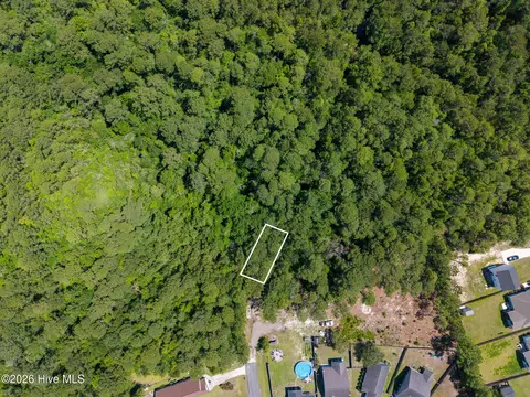 000 Leeward Ln, Hampstead, NC 28443 photo 4