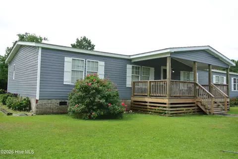 662 Straits Rd, Gloucester, NC 28528