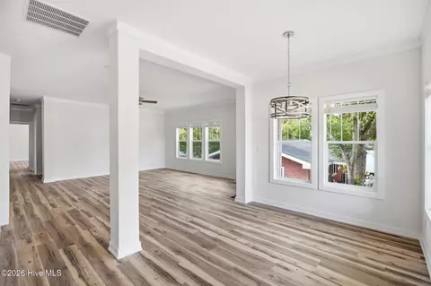 112 NE 65th St, Oak Island, NC 28465
