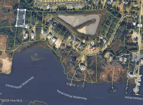 4002 Barnes Bluff Dr SE, Southport, NC 28461