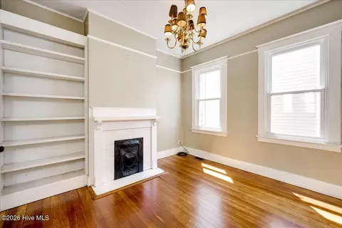 Living - 209 Broad St, Augusta, GA 30901 photo 3 of 4