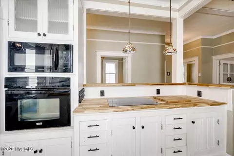 Kitchen - 209 Broad St, Augusta, GA 30901 photo 2 of 4