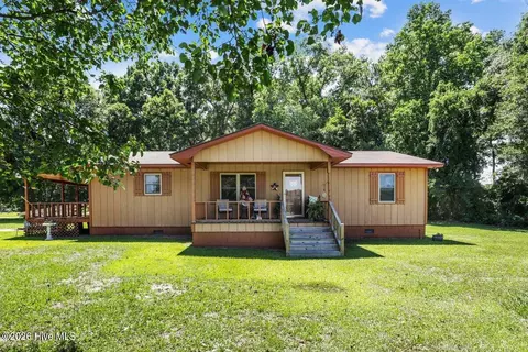226 Carrolls Rd, Warsaw, NC 28398