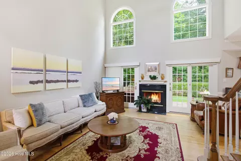 1010 Devonshire Dr, Trent Woods, NC 28562 photo 3