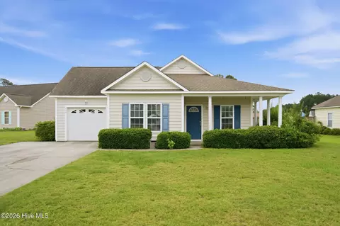 104 Colville Ct, Winnabow, NC 28479