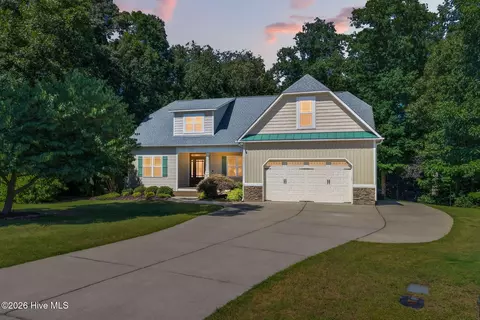 107 Smithsanders Ct, Smithfield, NC 27577