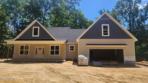 200 S Dimock Rd, Washington, NC 27889