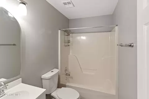 Bath - 3922 Carson Cutoff, Martinez, GA 30907 photo 5 of 5