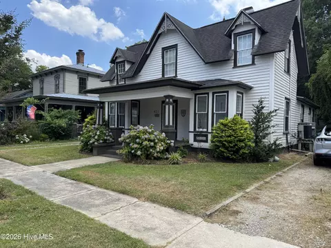 421 E 2nd St, Washington, NC 27889