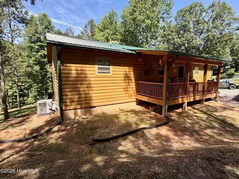 Exterior - 50 Kramers Knob Ln, Murphy, NC 28906 photo 5 of 18