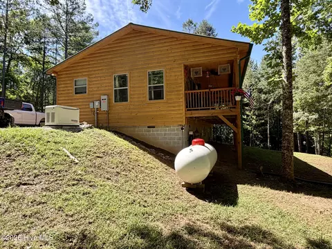 Exterior - 50 Kramers Knob Ln, Murphy, NC 28906 photo 7 of 18