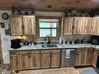 Kitchen - 50 Kramers Knob Ln, Murphy, NC 28906 photo 1 of 3
