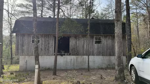 Exterior - 30 Mouse Creek Trl, Murphy, NC 28906 photo 4 of 28